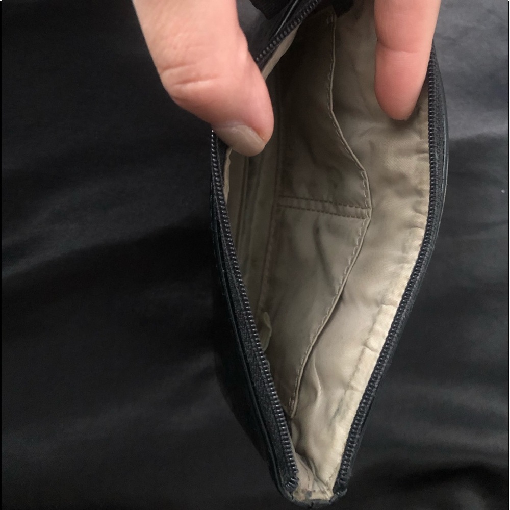 Kate Spade wallet - Picture 3 of 3